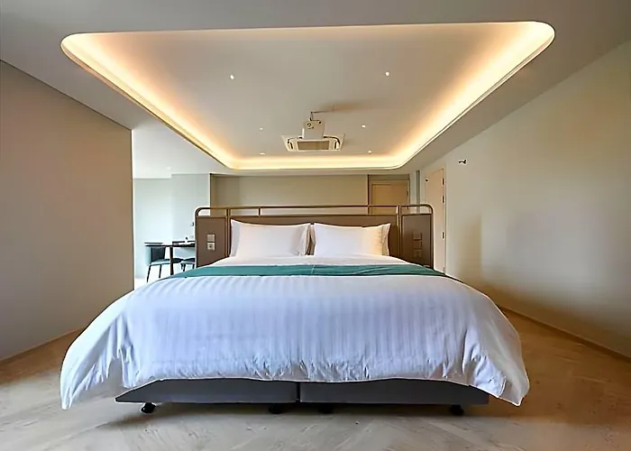 The Path Siam Hotel Bangkok